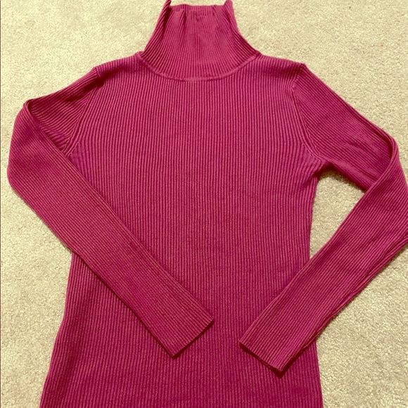 Velvet long sleeve turtleneck - Picture 1 of 2